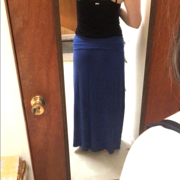 🛸[ a.n.a ] Long Blue Maxi Skirt - Picture 3 of 5